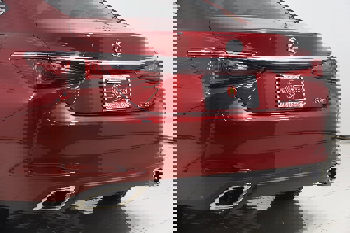 Used 2024 Lexus ES 350 image 23