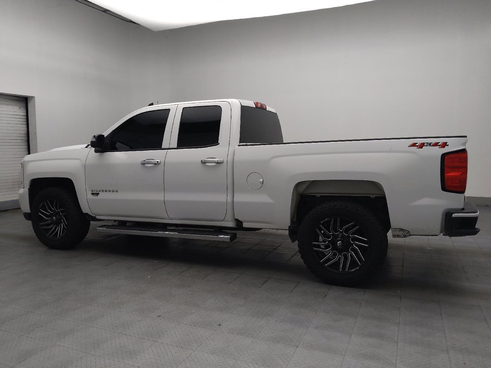 Used 2018 Chevrolet Silverado 1500 Custom w/ Custom Value Package AWD/4WD image 3