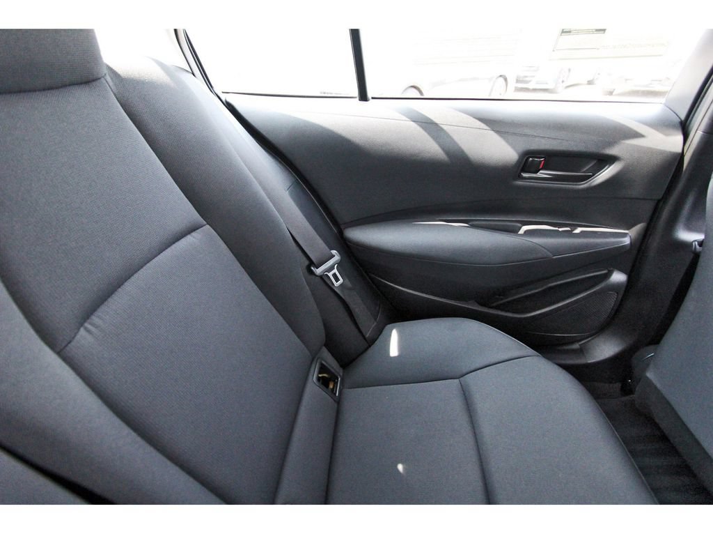 Used 2024 Toyota Corolla LE FWD image 11