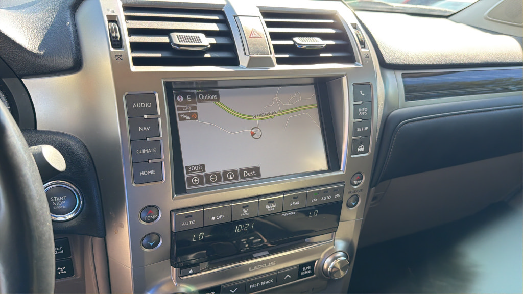 Used 2021 Lexus GX 460 Premium w/ Premium Package AWD/4WD image 17
