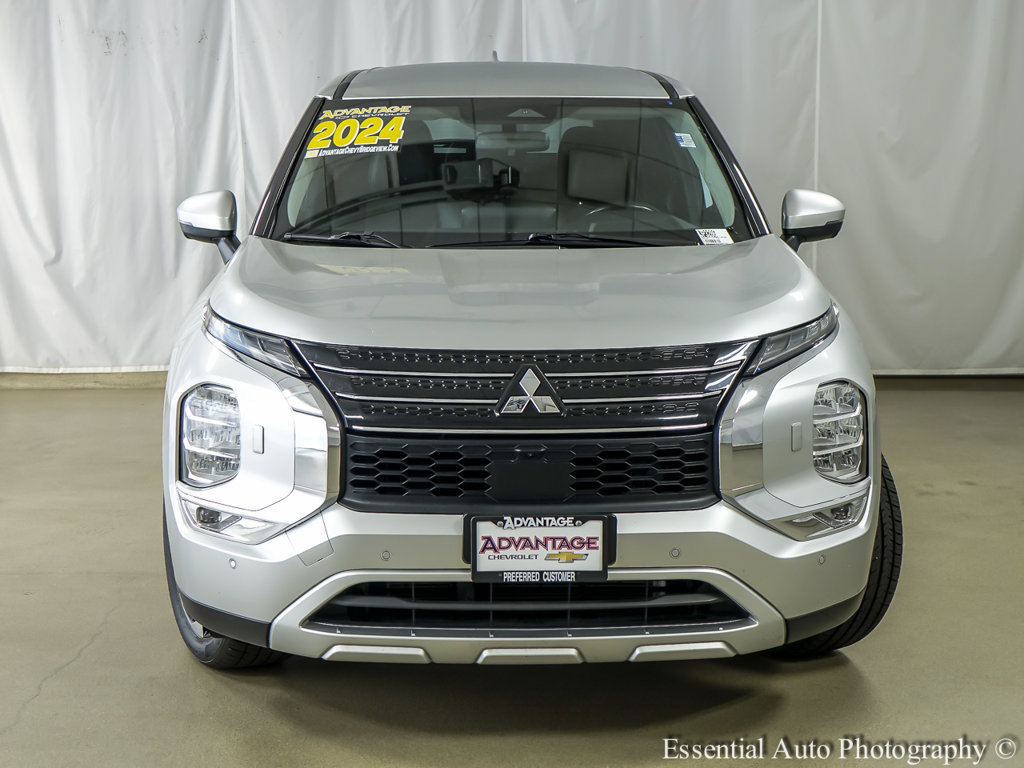 Used 2024 Mitsubishi Outlander SE AWD/4WD image 5