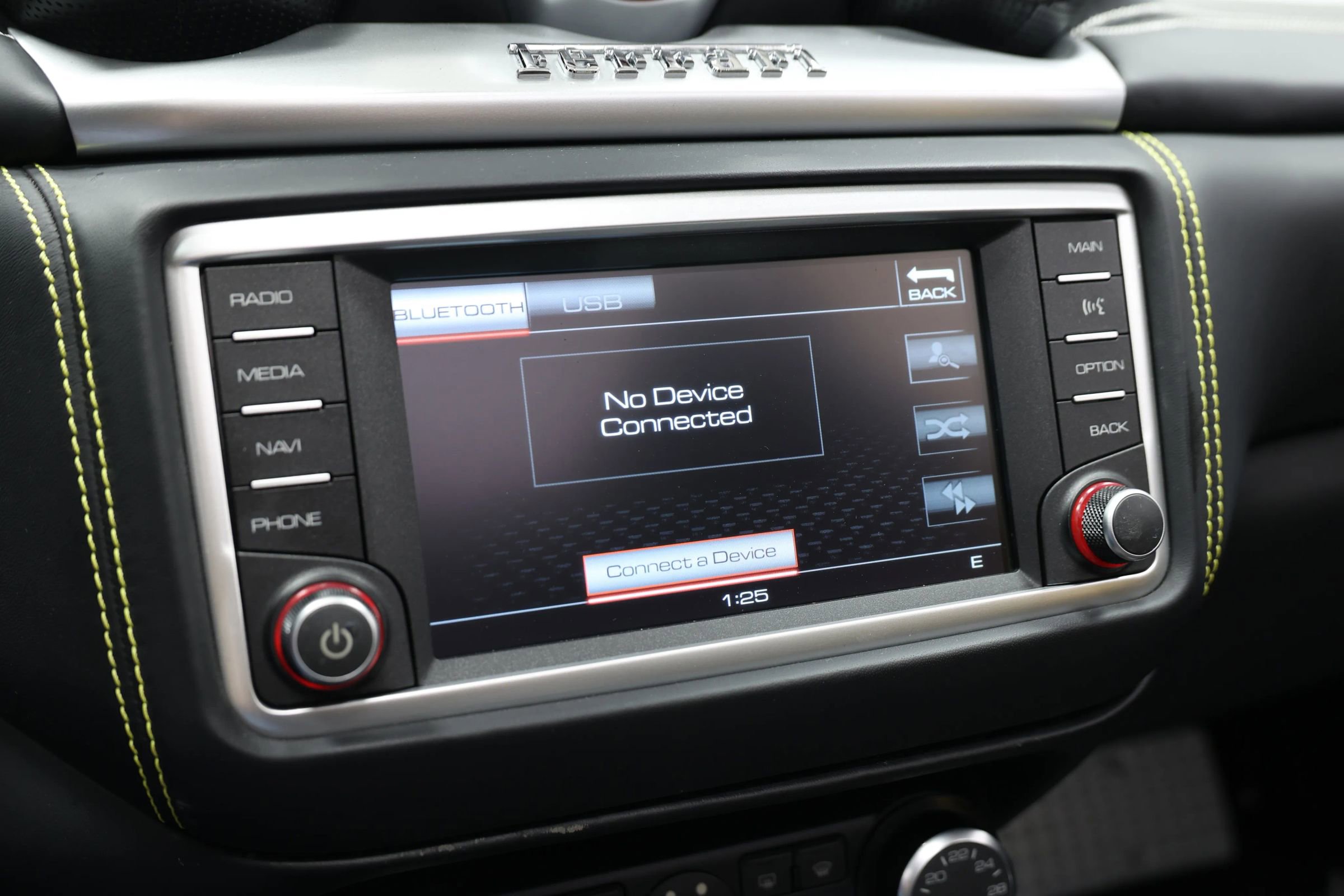 Used 2015 Ferrari California T image 40