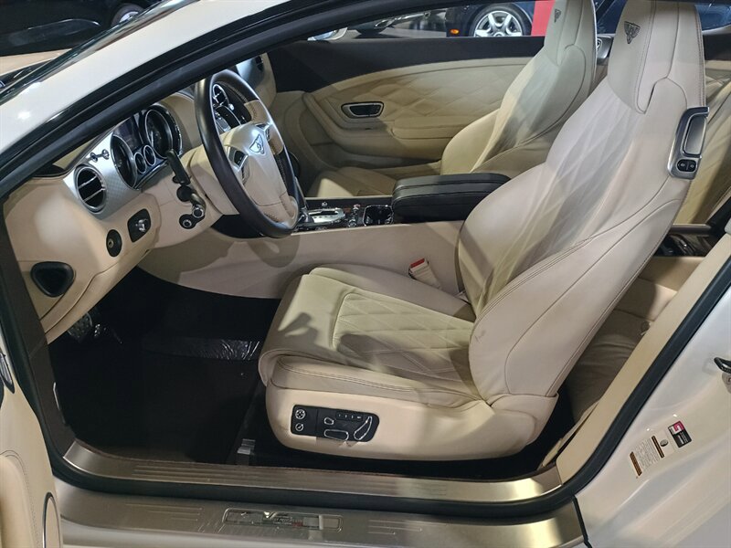 Used 2012 Bentley Continental GT AWD/4WD image 15