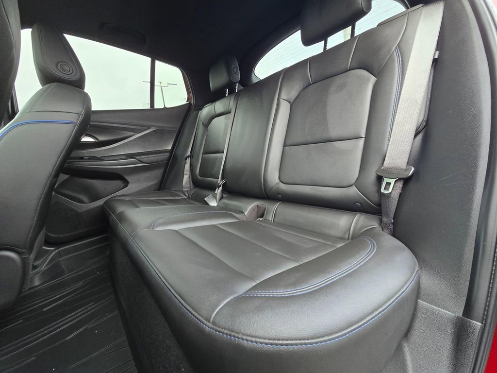 Used 2024 Buick Envista Sport Touring w/ Experience Buick Package image 14