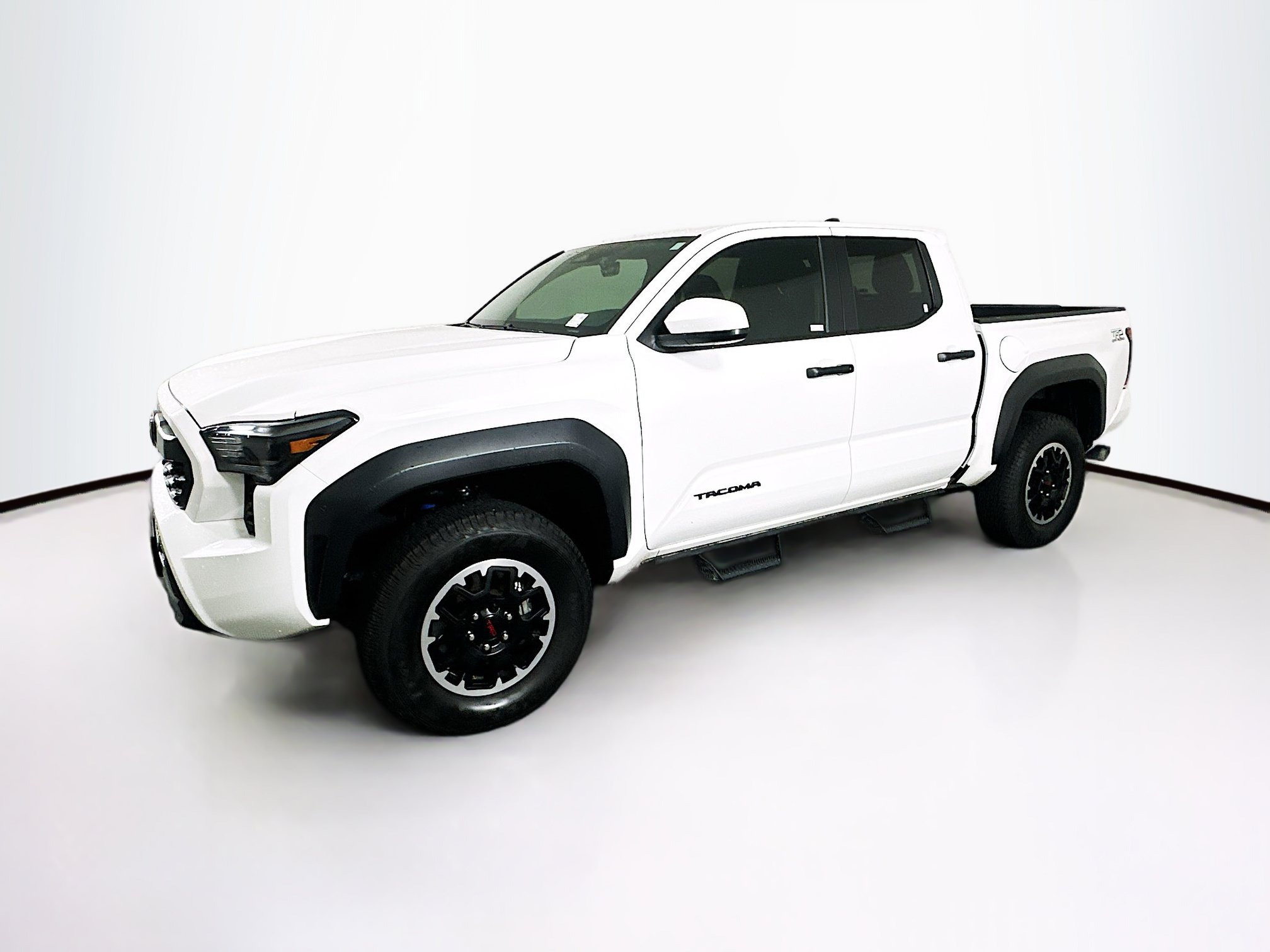 Used 2025 Toyota Tacoma TRD Off-Road AWD/4WD image 4