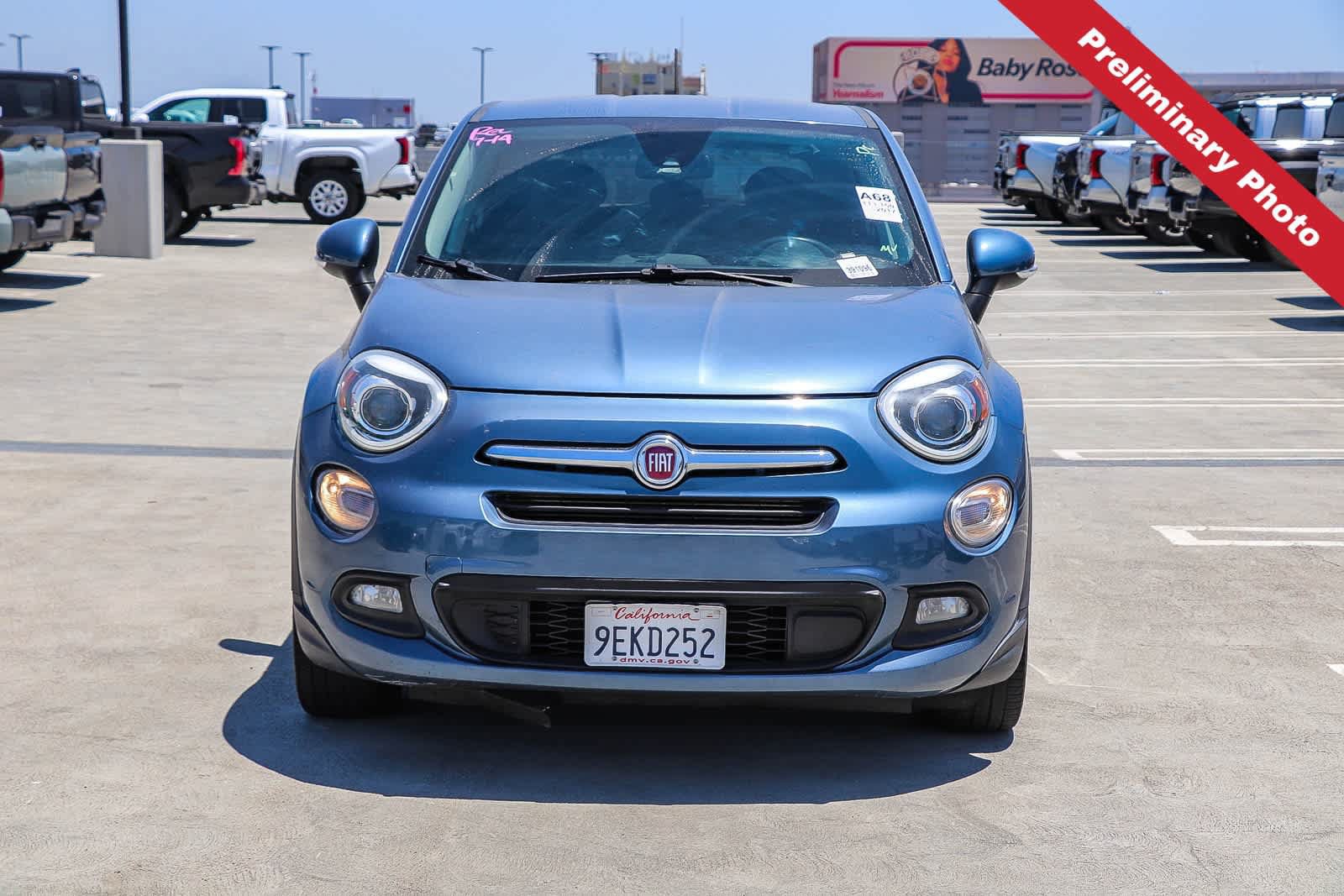 Used 2017 FIAT 500X Lounge w/ Advanced Safety Package FWD image 2