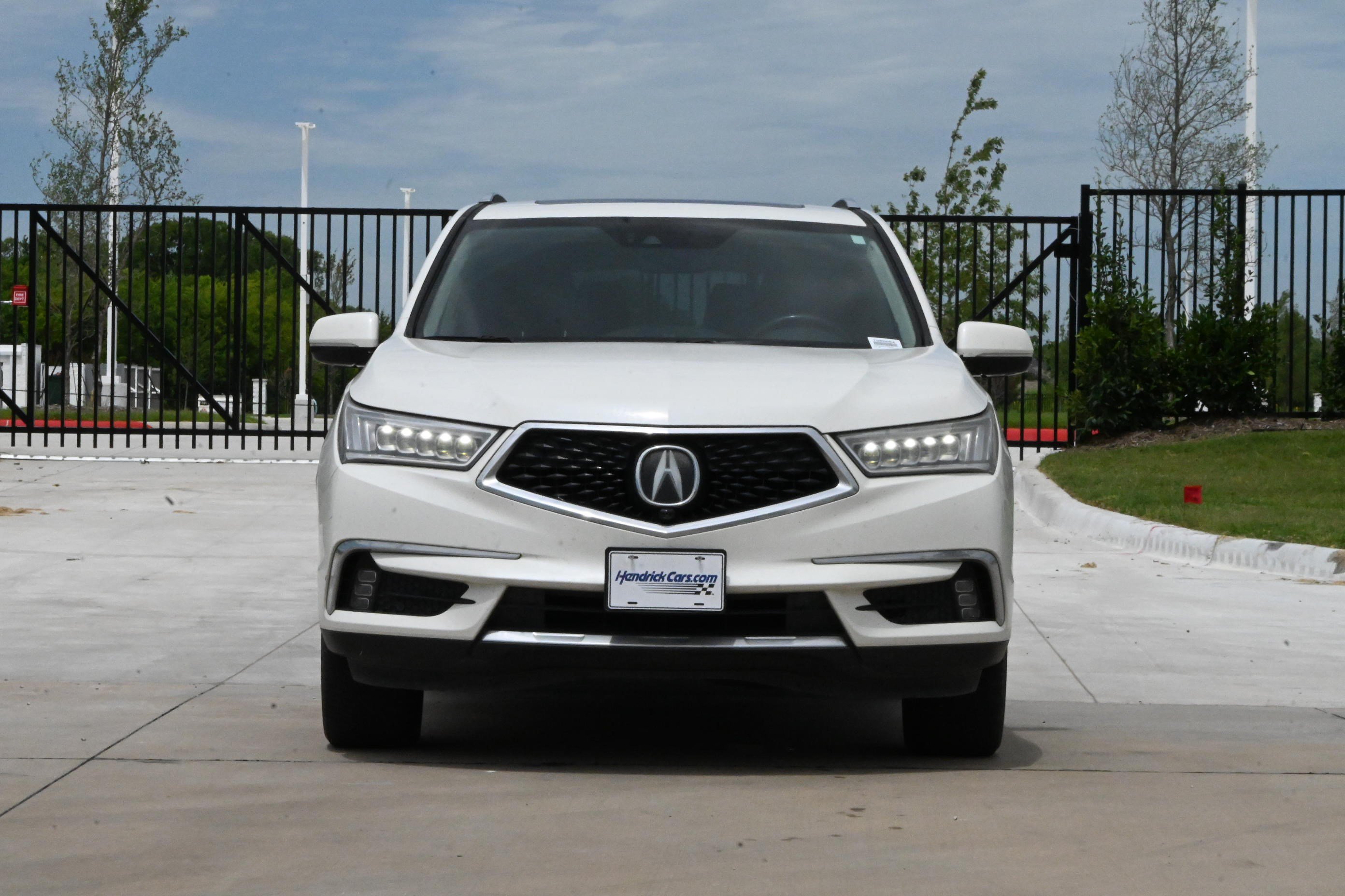 Used 2018 Acura MDX w/ Advance & Entertainment Pac FWD image 3