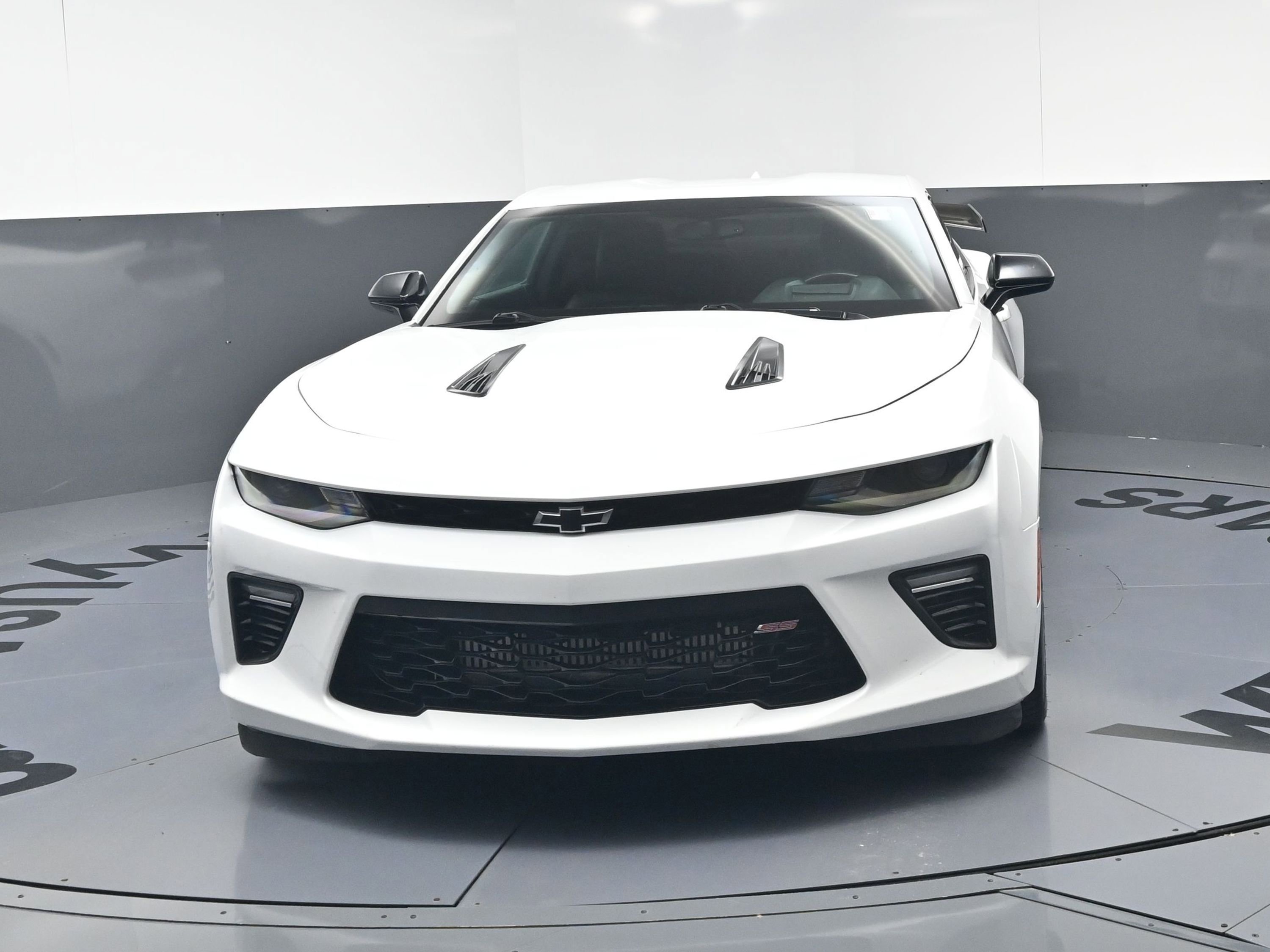 Used 2018 Chevrolet Camaro SS w/ Redline Edition RWD image 5