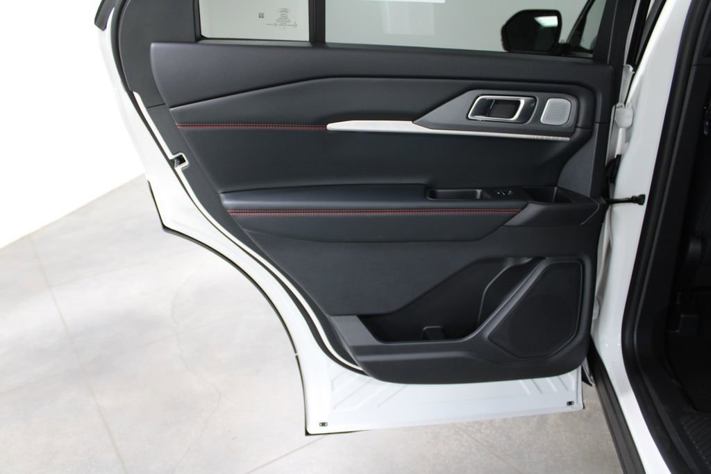 New 2026 Ford Explorer ST w/ Sun And Sound Package image 27