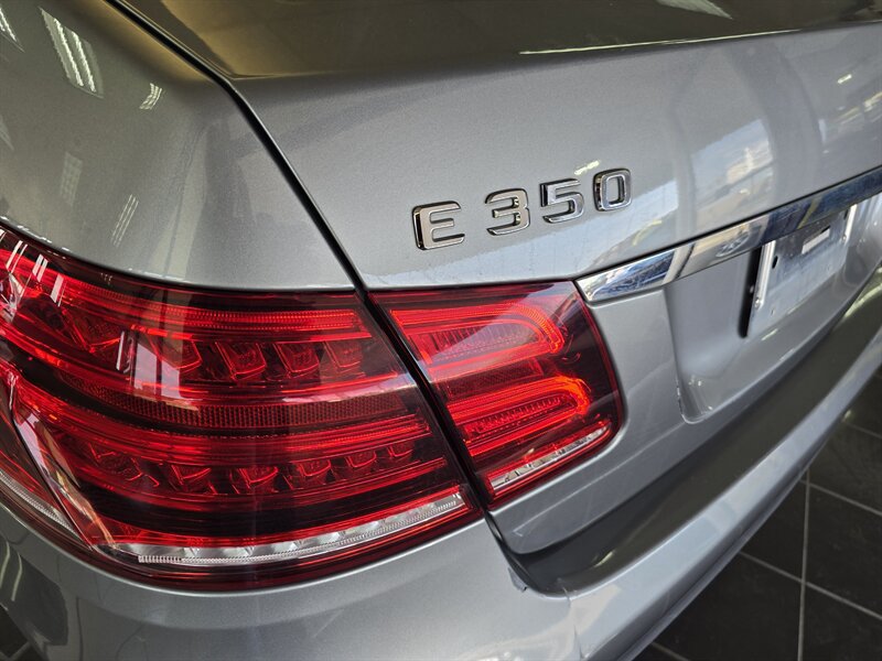 Used 2014 Mercedes-Benz E 350 4MATIC Sedan image 29