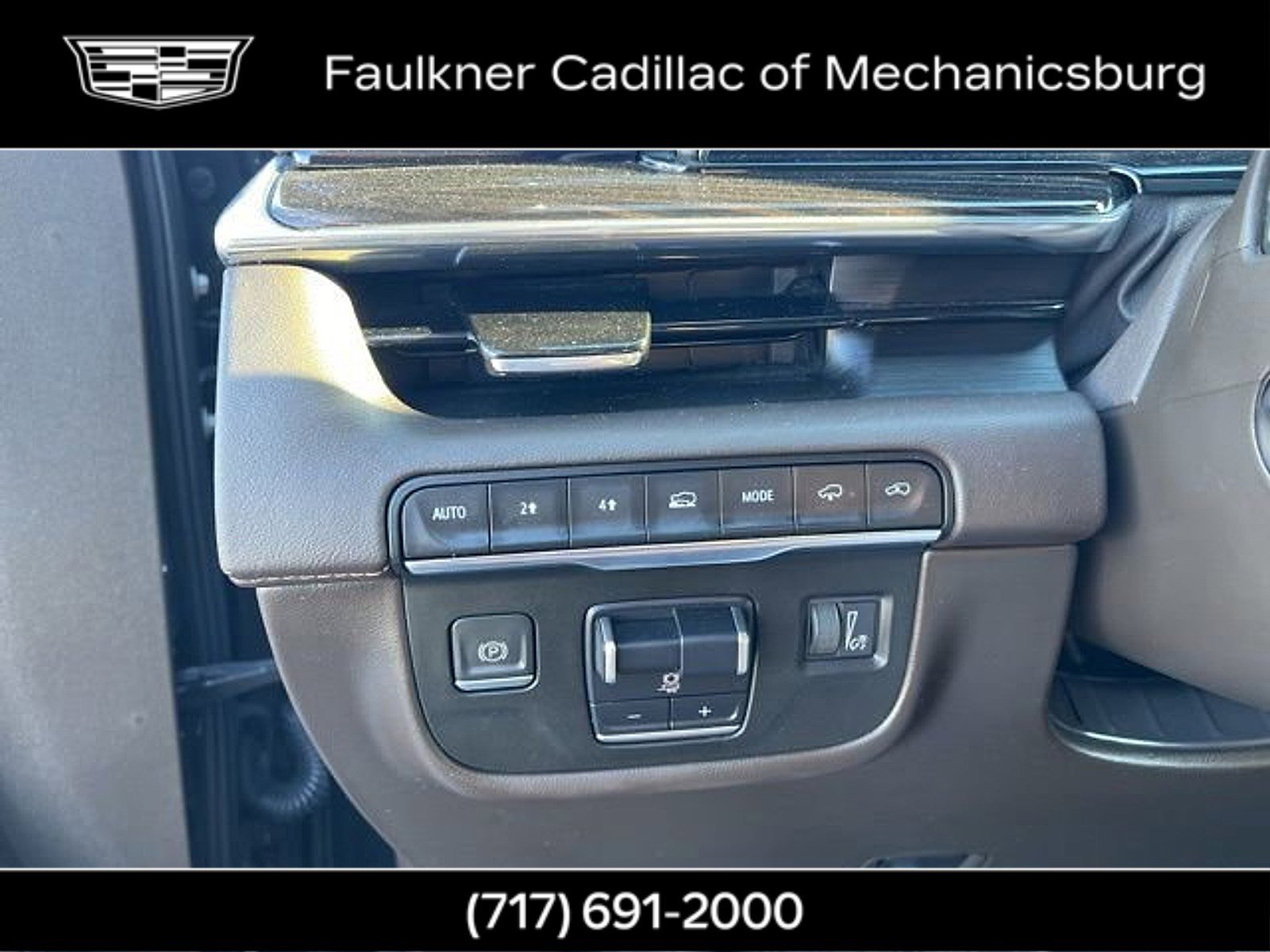 Used 2022 Cadillac Escalade ESV Sport w/ Touring Package image 27