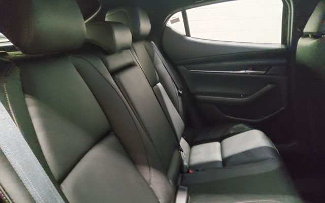 Used 2024 MAZDA MAZDA3 s FWD image 17