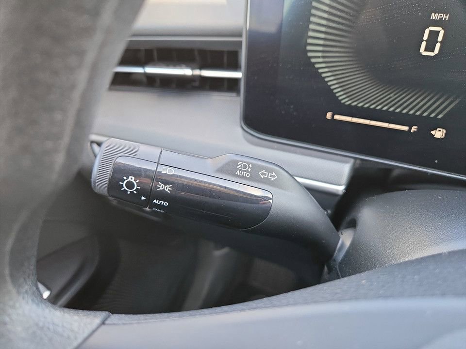 Used 2025 Kia K5 LXS FWD image 19