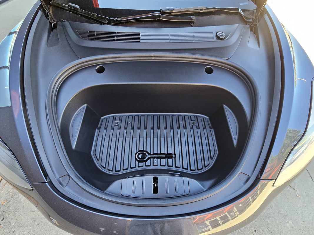 Used 2023 Tesla Model 3 Long Range AWD/4WD image 29