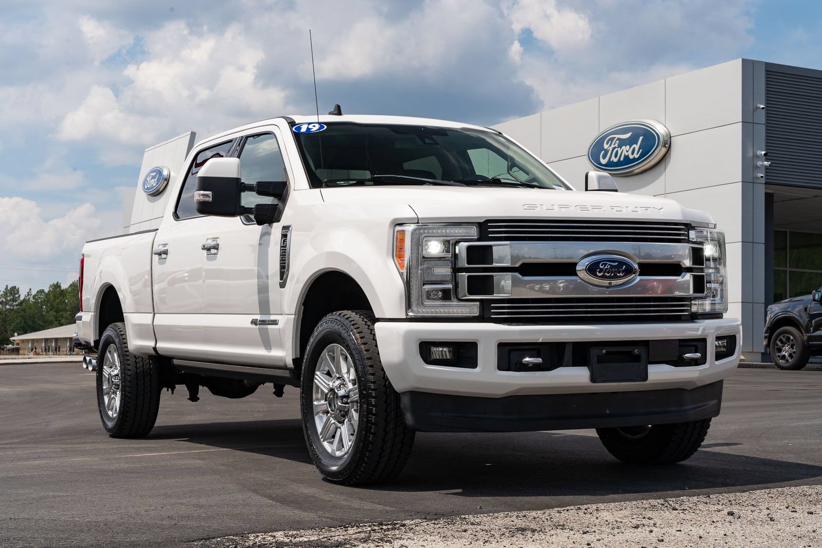 Certified 2019 Ford F250 Limited w/ FX4 Off-Road Package AWD/4WD image 1