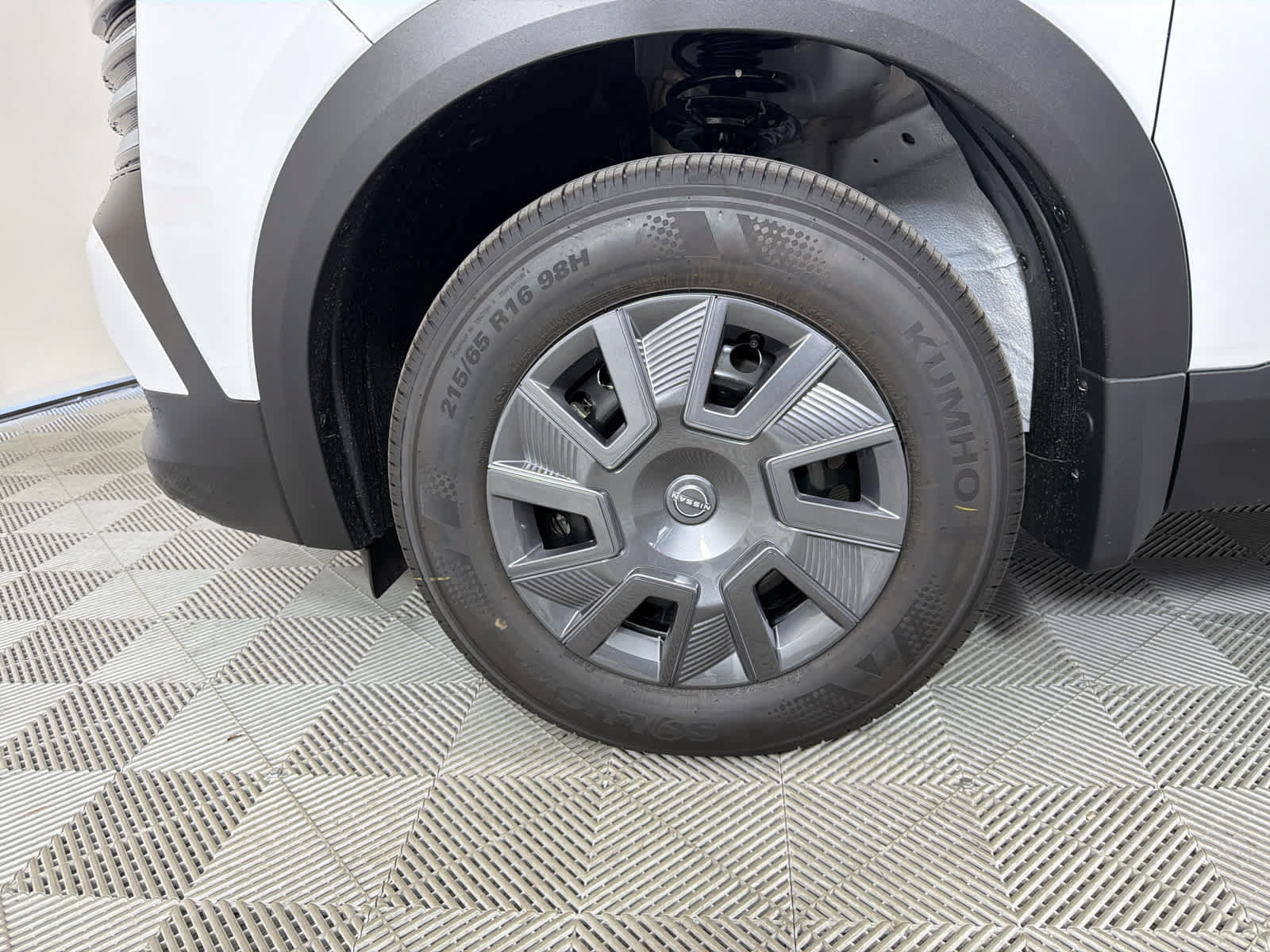 New 2026 Nissan Kicks S FWD image 10