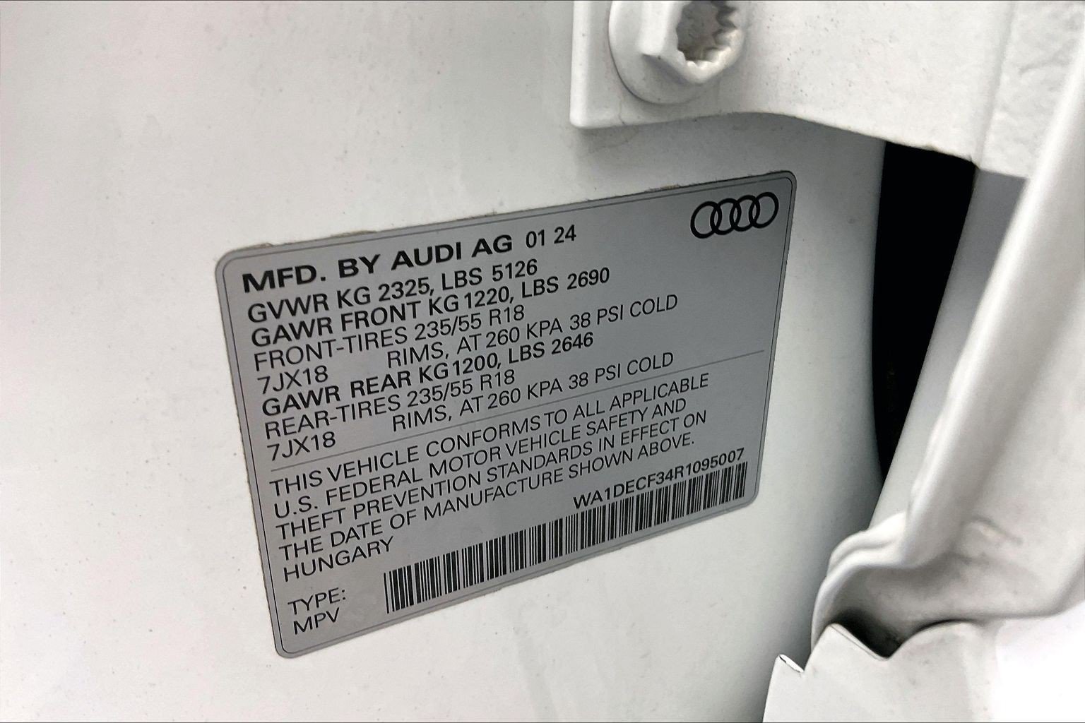 Used 2024 Audi Q3 2.0T Premium AWD/4WD image 34