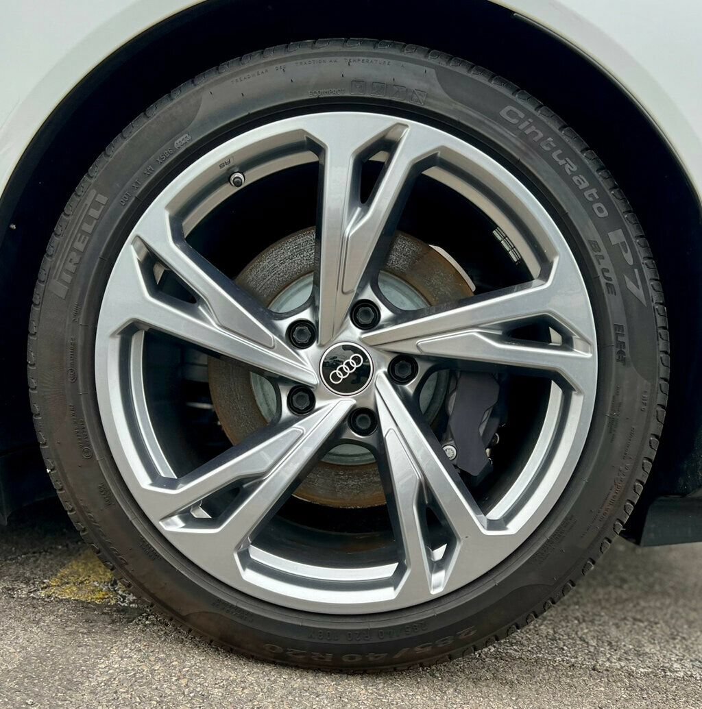 Used 2022 Audi e-tron GT Premium Plus AWD/4WD image 30