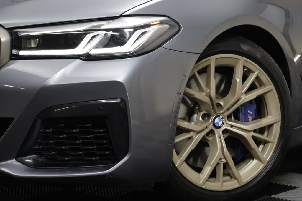Used 2021 BMW M550i xDrive AWD/4WD image 3