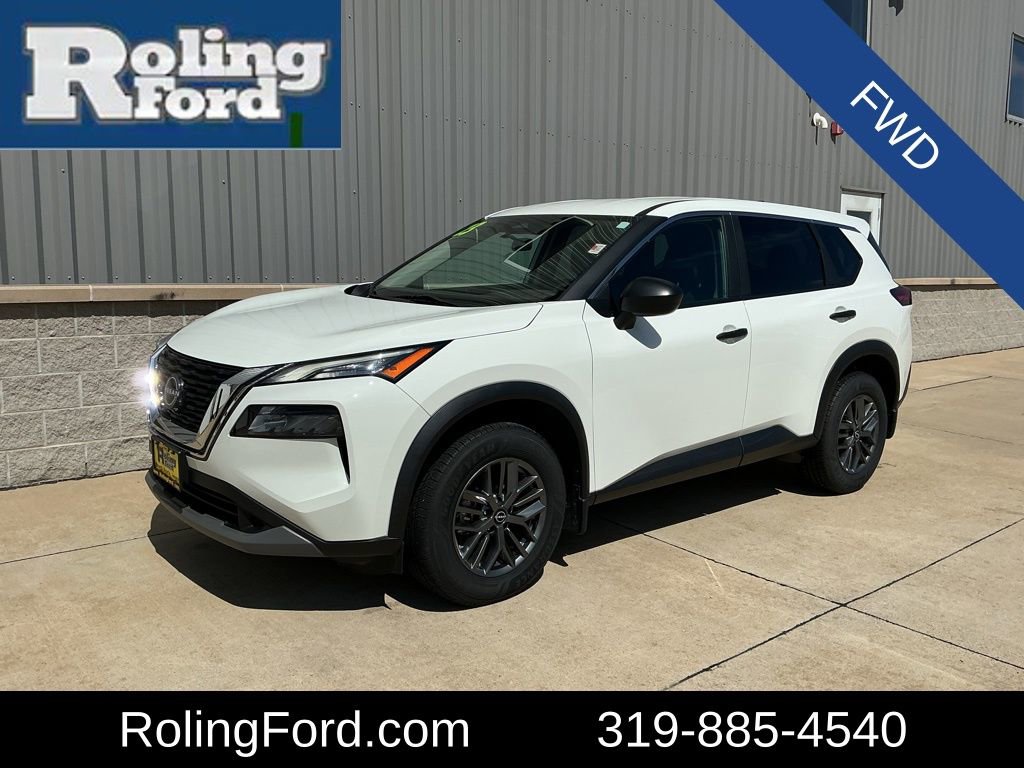 Used 2023 Nissan Rogue S image 1