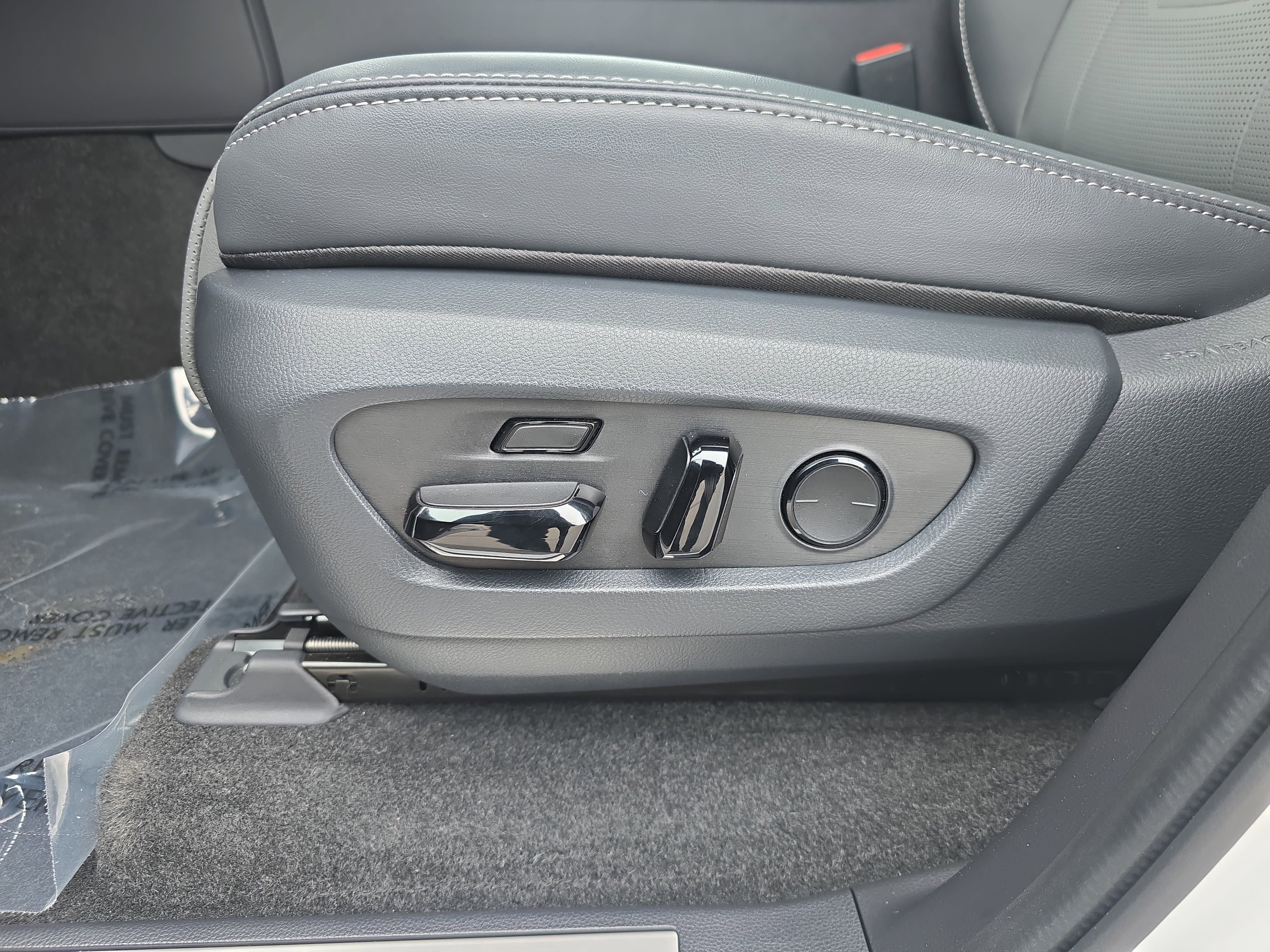 Used 2025 Lexus GX 550 image 29