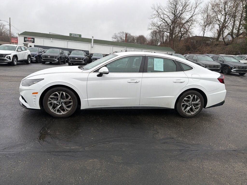 Certified 2023 Hyundai Sonata SEL FWD image 4