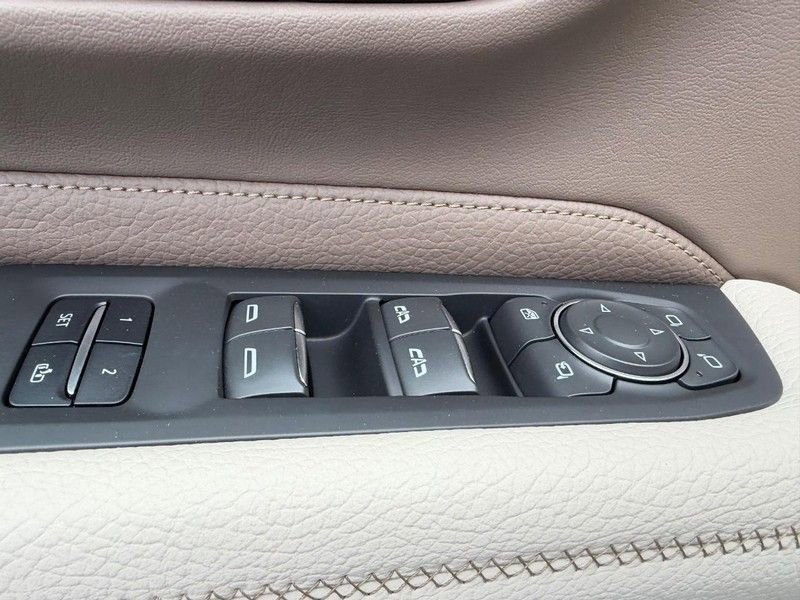 Used 2022 GMC Yukon Denali image 20