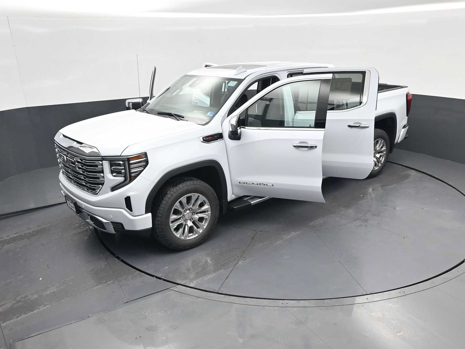 New 2026 GMC Sierra 1500 Denali w/ Technology Package AWD/4WD image 54