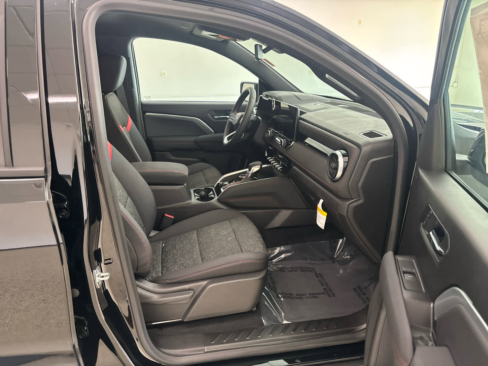 New 2026 Chevrolet Colorado Z71 w/ Technology Package image 14