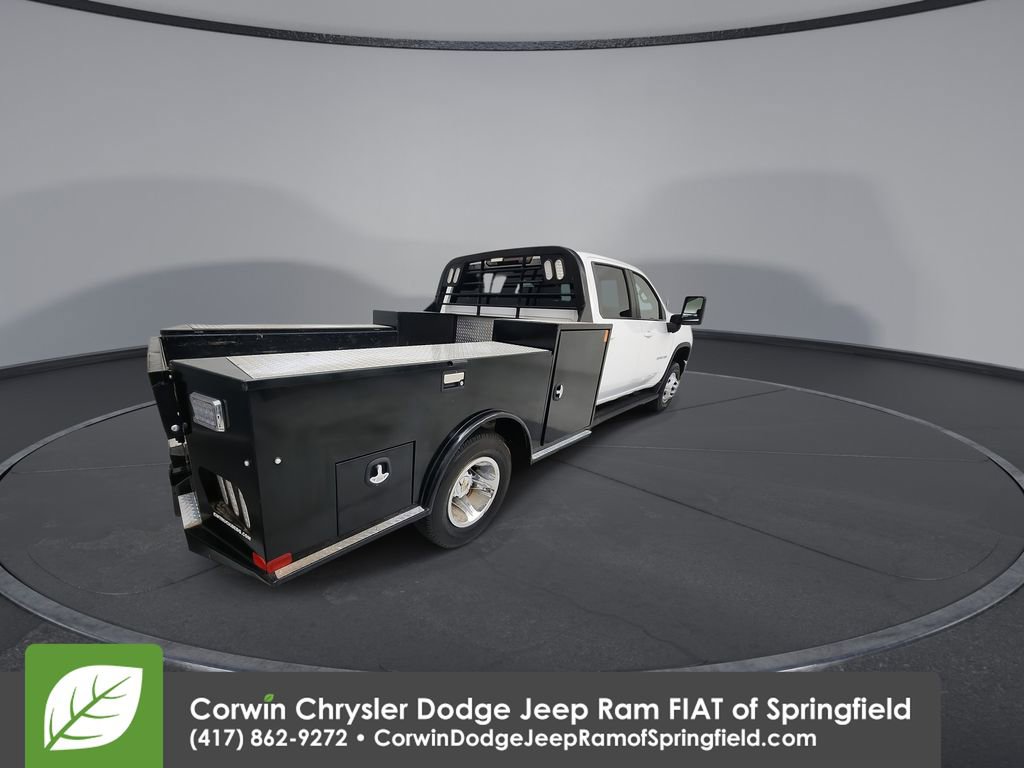 Used 2024 Chevrolet Silverado 3500 LT AWD/4WD image 8