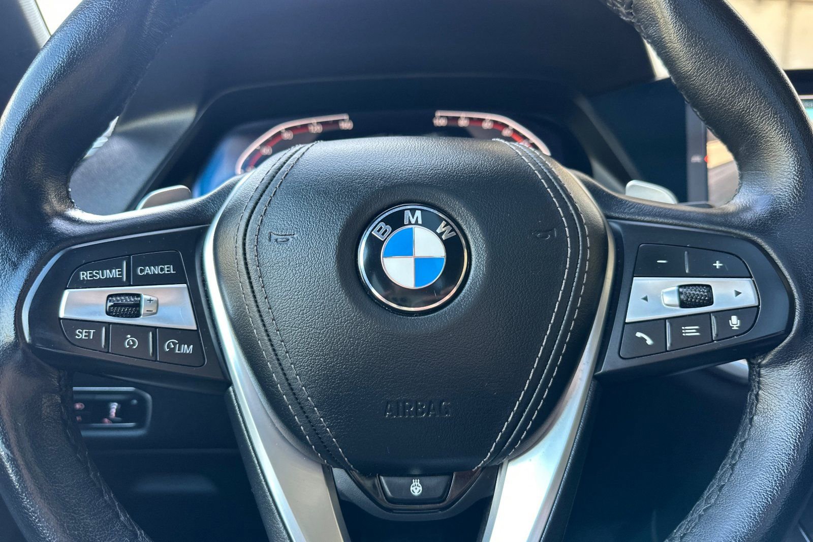 Used 2023 BMW X5 xDrive40i w/ Premium Package image 32