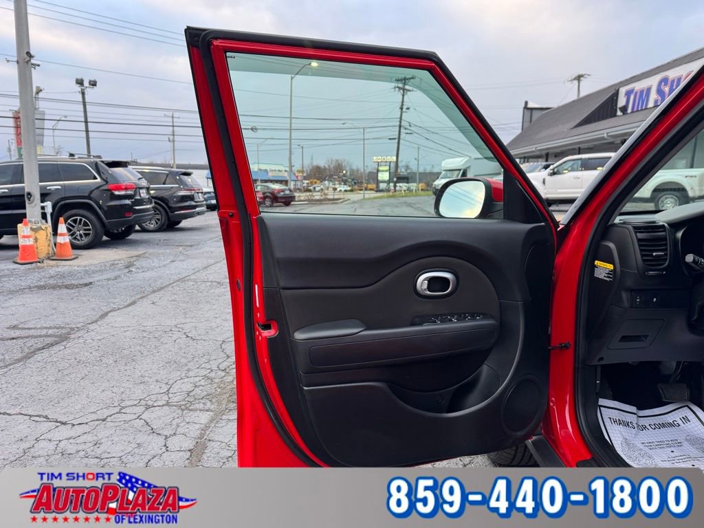 Used 2019 Kia Soul + image 45