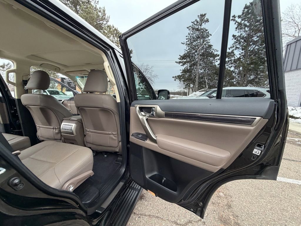 Used 2020 Lexus GX 460 Premium image 27