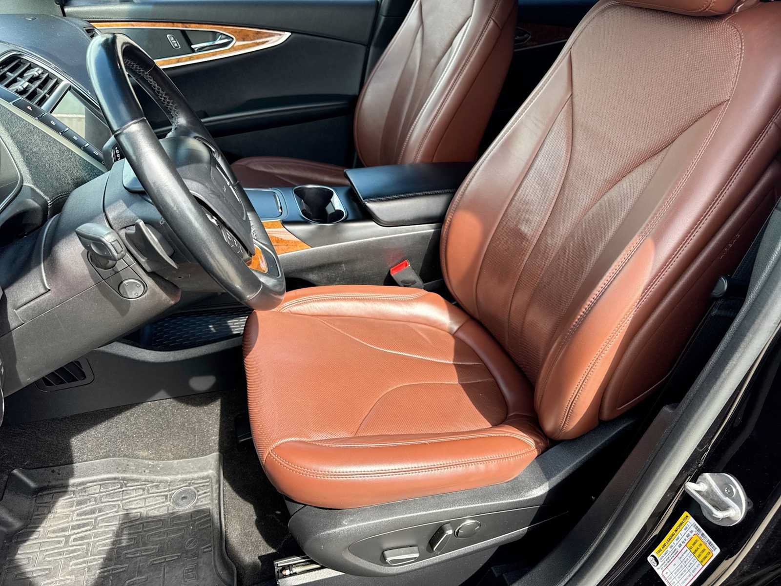 Used 2019 Lincoln Nautilus Reserve AWD/4WD image 16