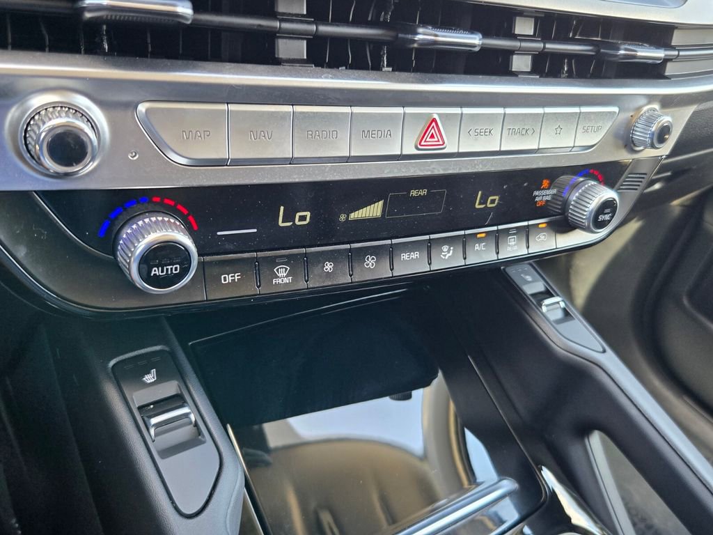 Used 2025 Kia Telluride S FWD image 21