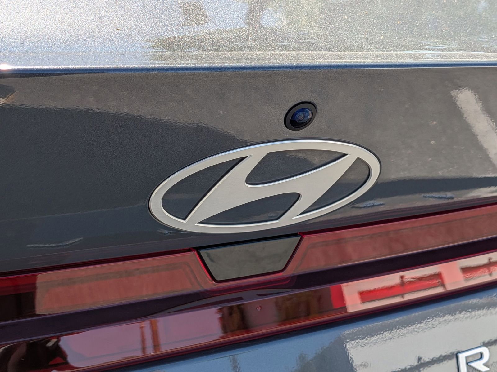 Used 2025 Hyundai Elantra SE image 27