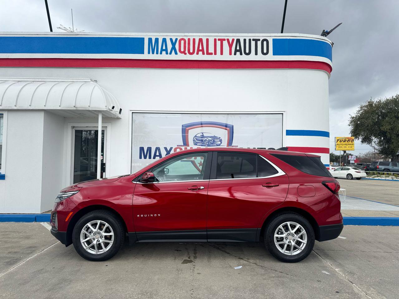 Used 2023 Chevrolet Equinox LT image 22