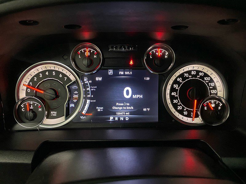 Used 2013 RAM 1500 Classic SLT w/ Premium Display Pkg image 18