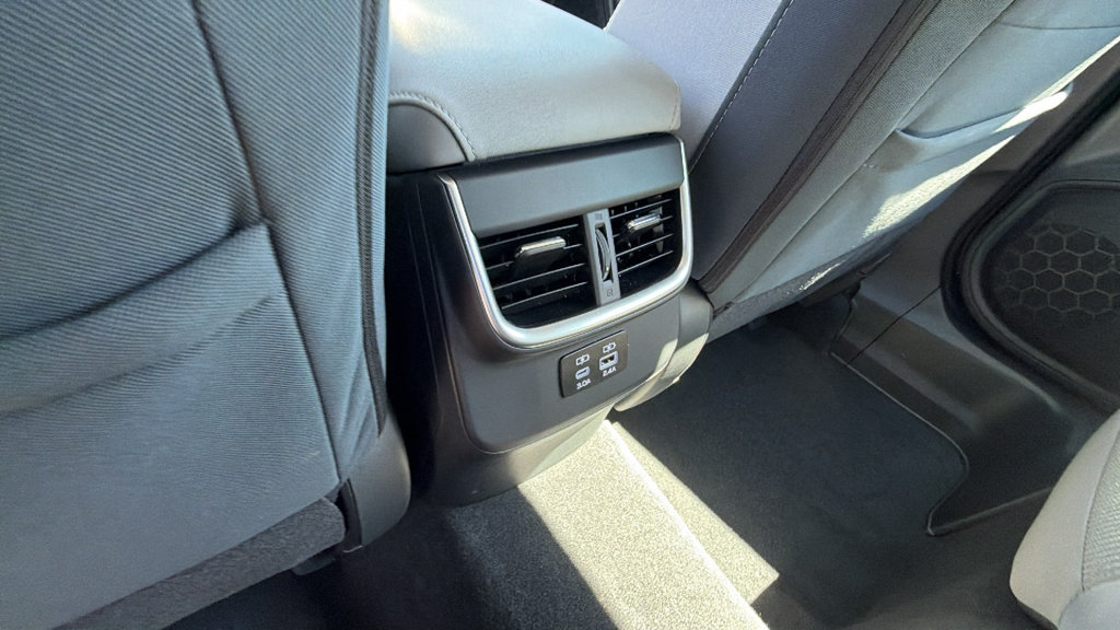 Used 2025 Subaru Legacy Premium AWD/4WD image 17