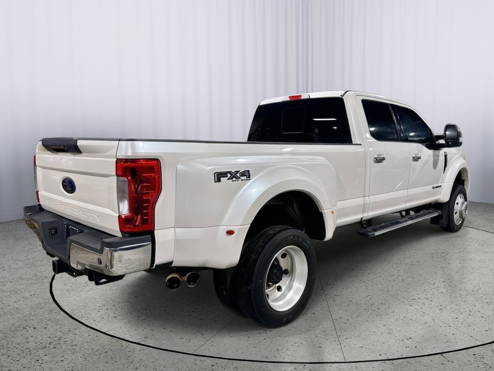 Used 2019 Ford F450 Lariat w/ Lariat Ultimate Package image 6