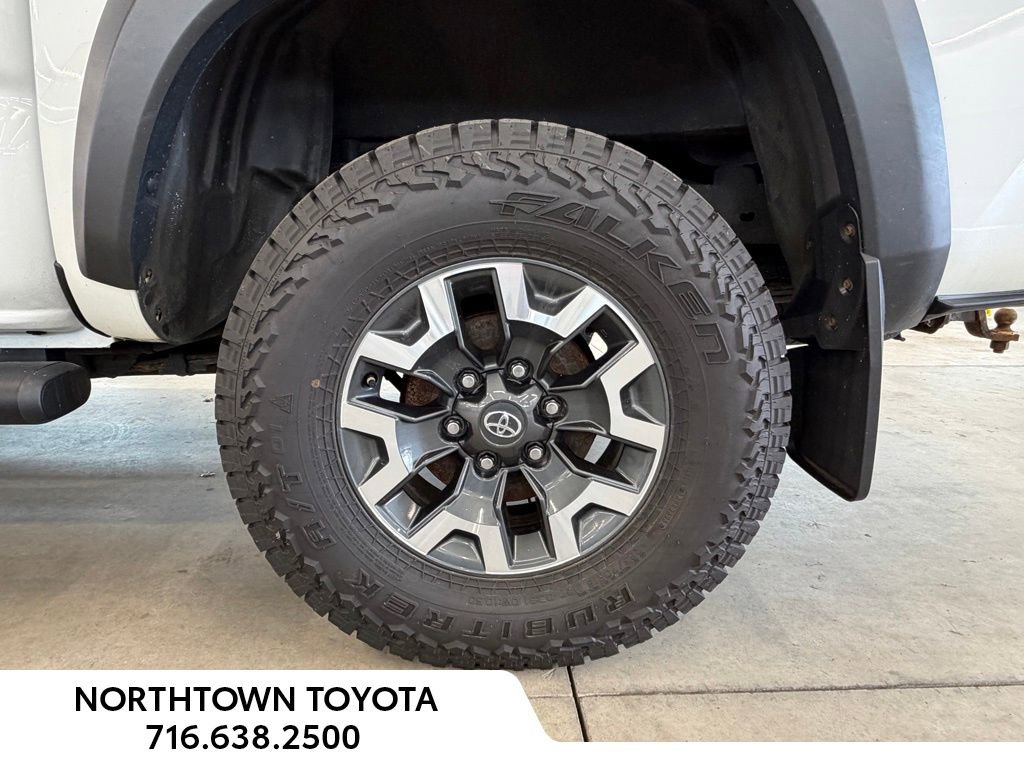 Used 2019 Toyota Tacoma TRD Off-Road image 13