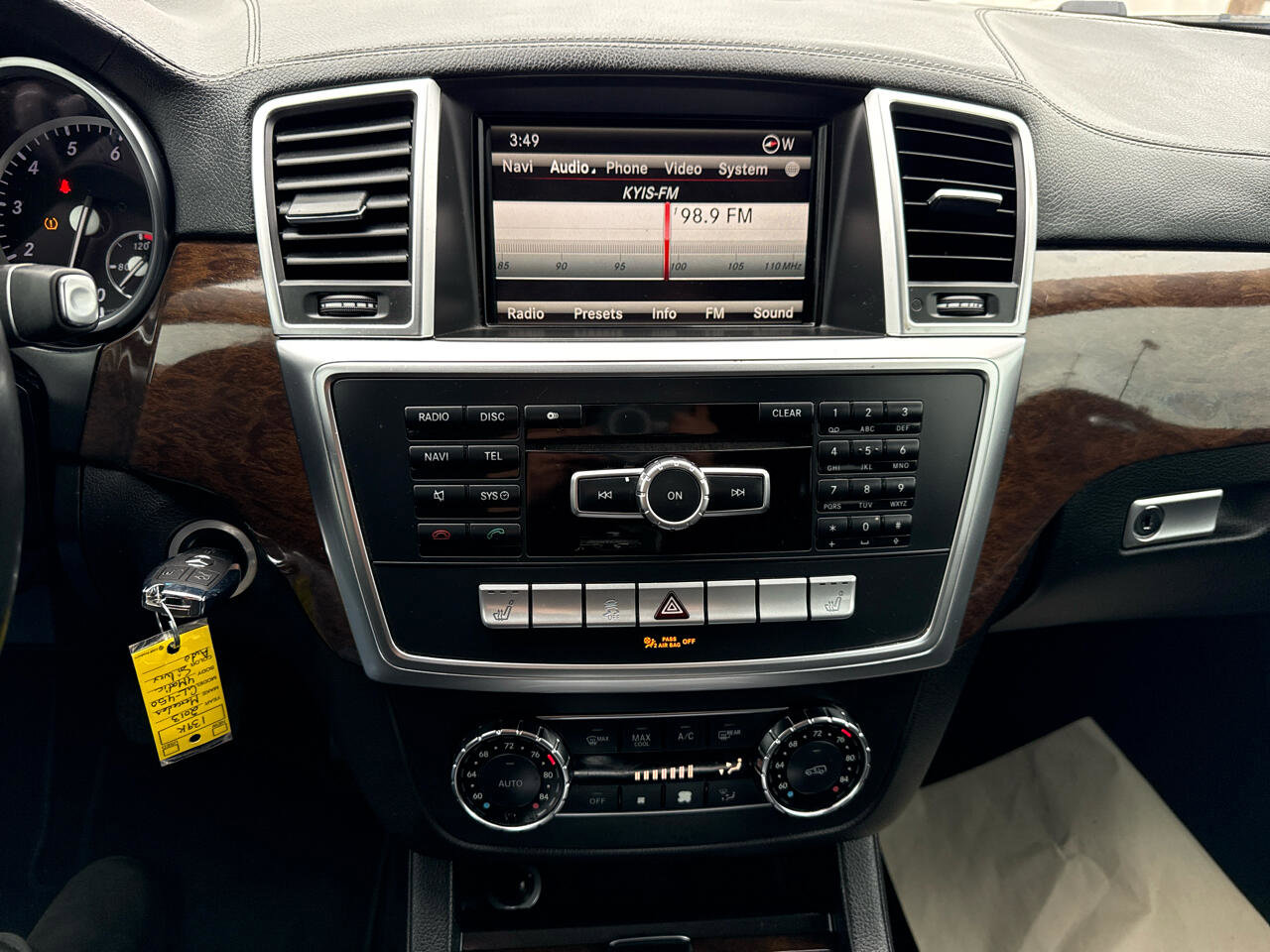 Used 2013 Mercedes-Benz GL 450 4MATIC image 23