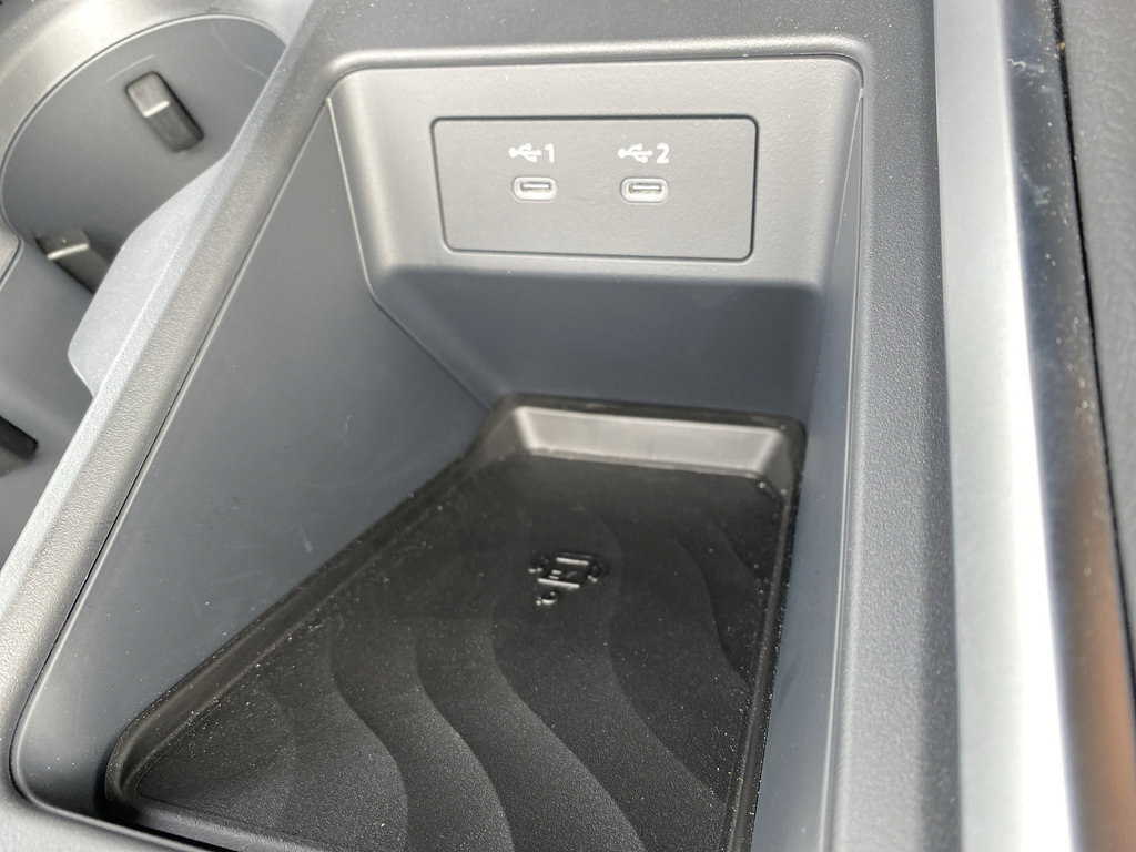 New 2025 Nissan Armada SL w/ Captain's Chari Seat Package AWD/4WD image 26