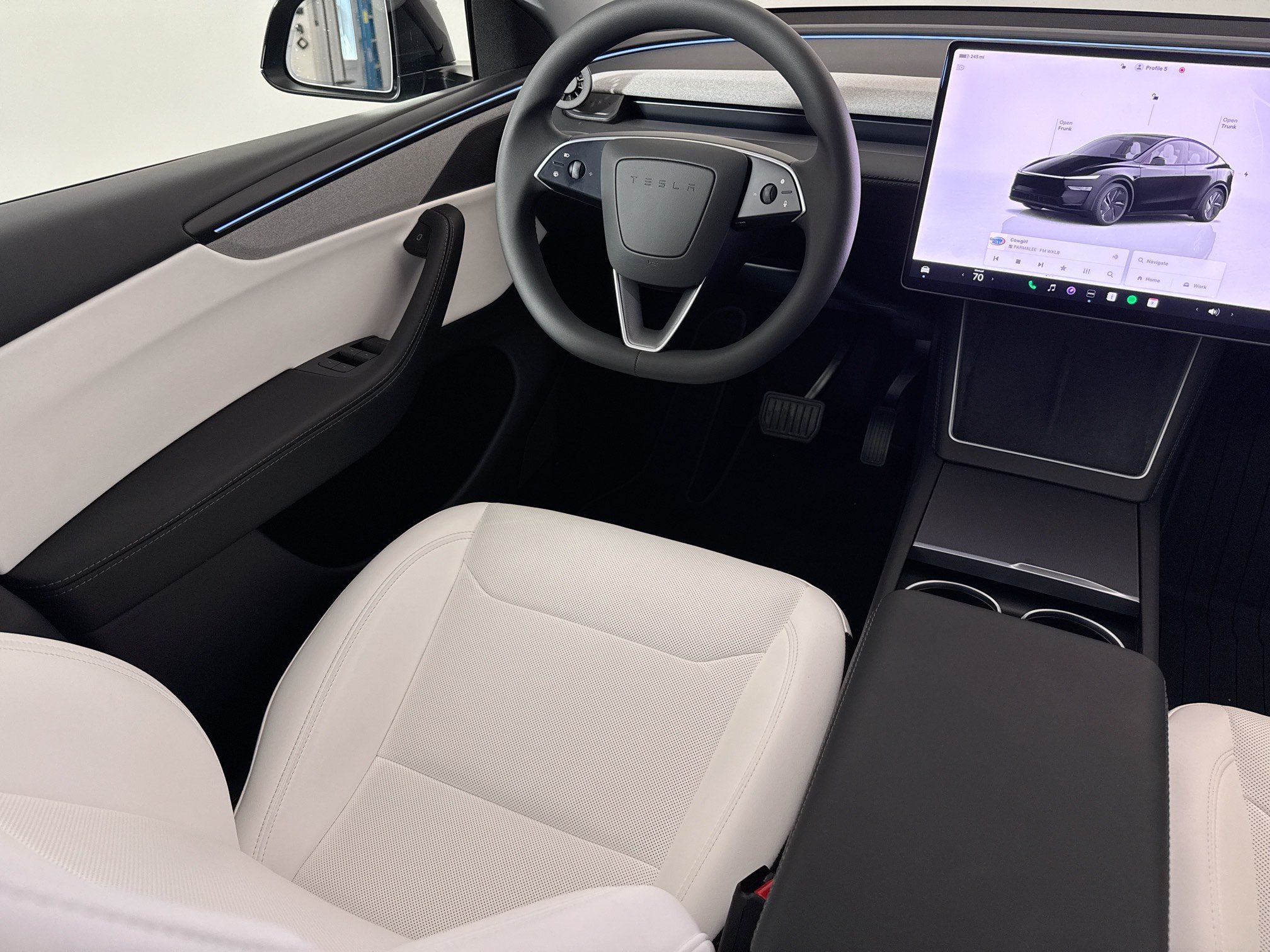 Used 2026 Tesla Model Y Long Range AWD/4WD image 31