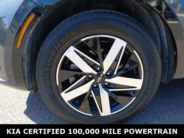 Certified 2023 Kia Sorento S image 10