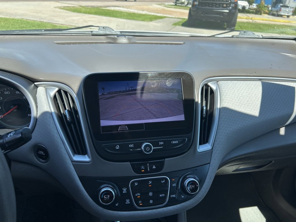 Used 2022 Chevrolet Malibu LT image 10