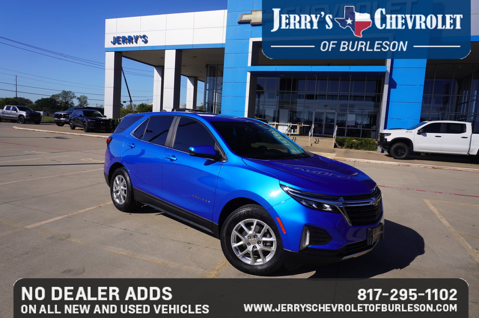 Used 2024 Chevrolet Equinox LT w/ LPO, Floor Liner Package FWD image 1