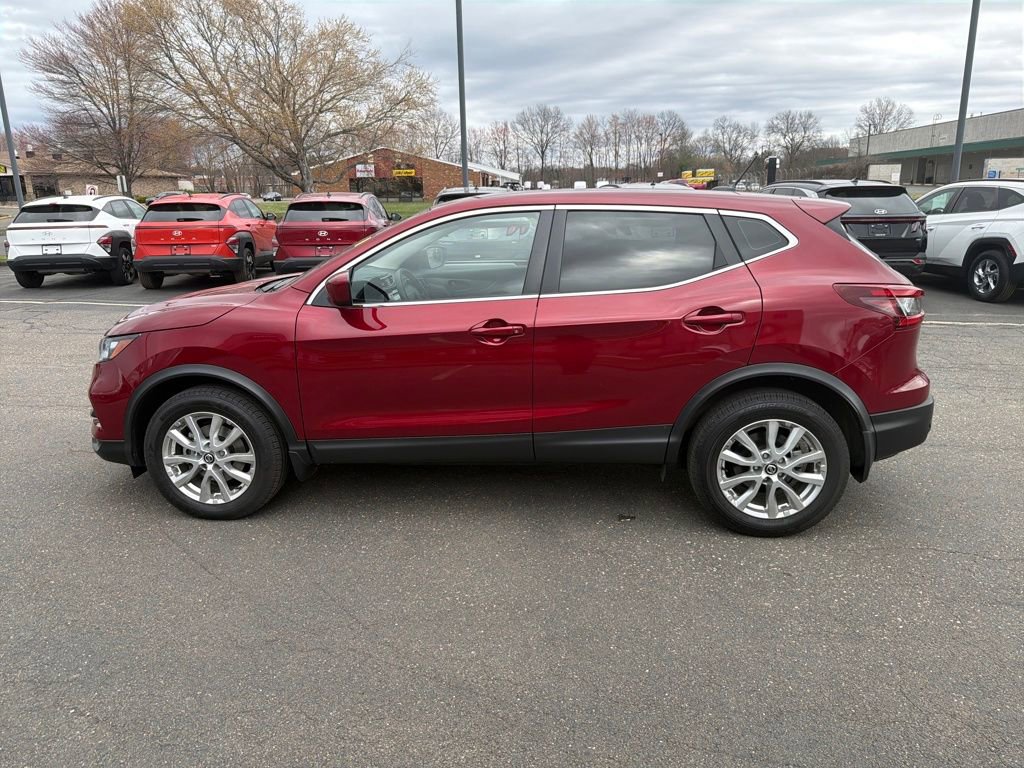 Used 2021 Nissan Rogue Sport S image 6