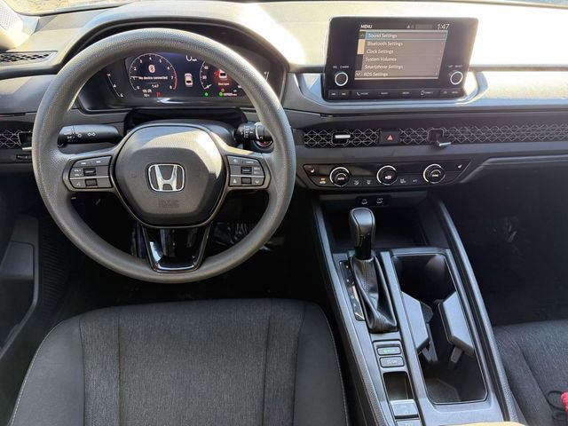 Used 2023 Honda Accord EX image 13