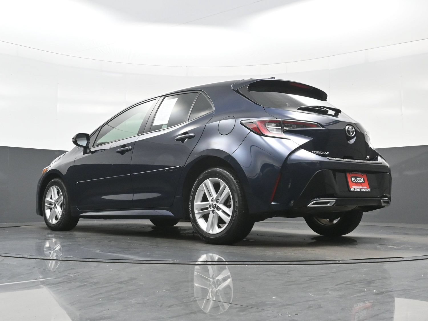 Used 2020 Toyota Corolla SE FWD image 30